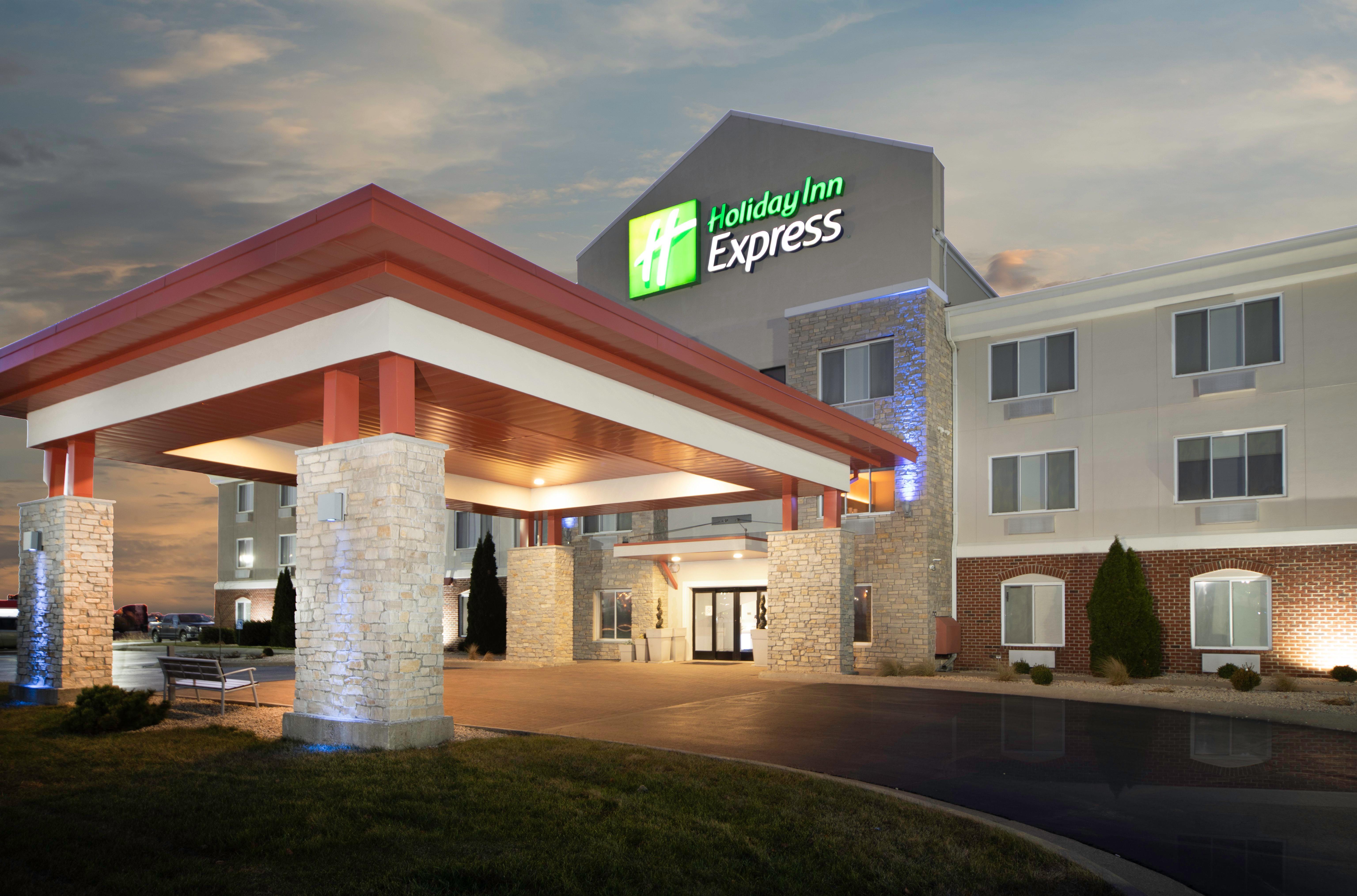 Holiday Inn Express Rochelle By Ihg Eksteriør bilde