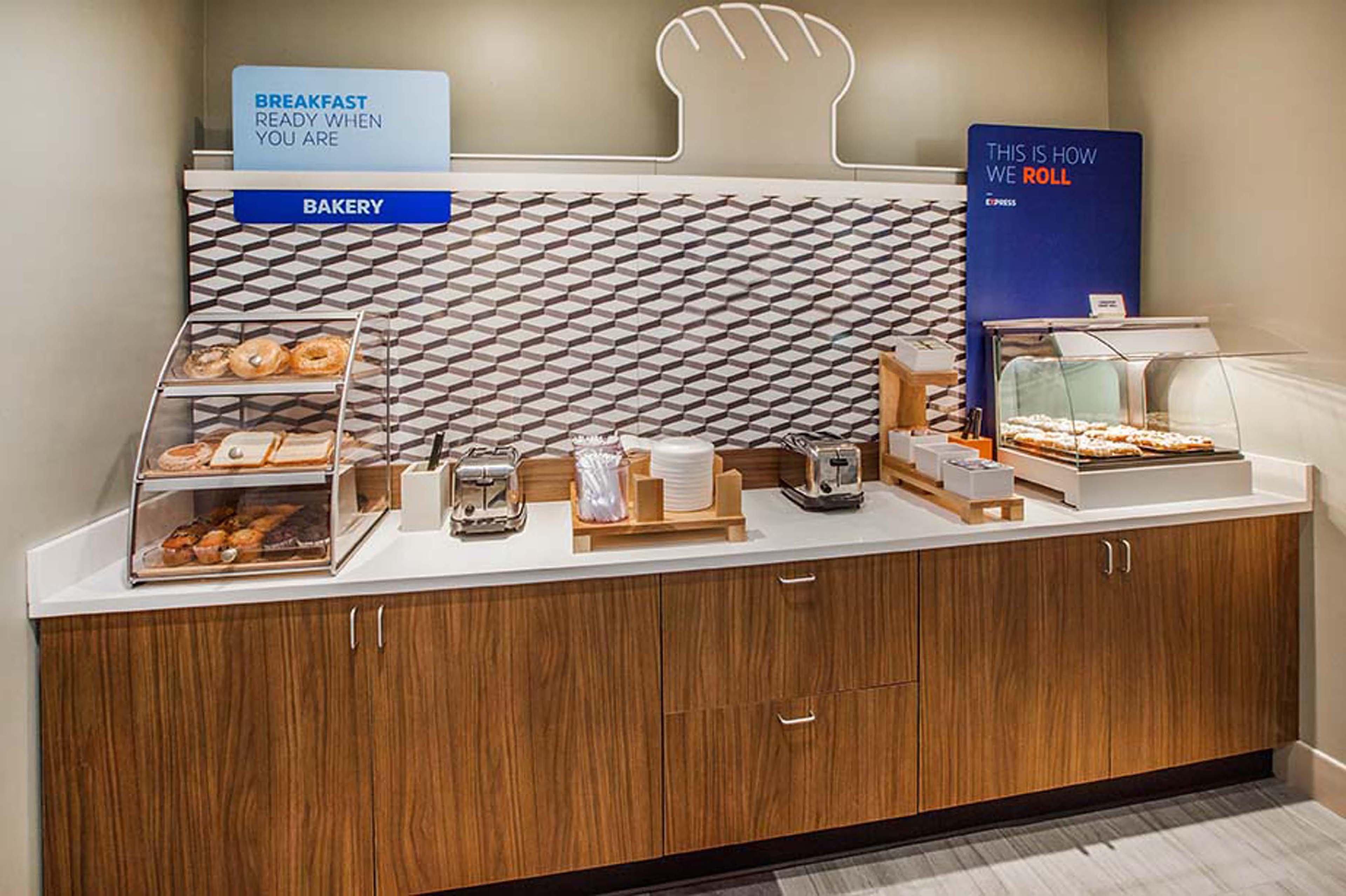Holiday Inn Express Rochelle By Ihg Eksteriør bilde