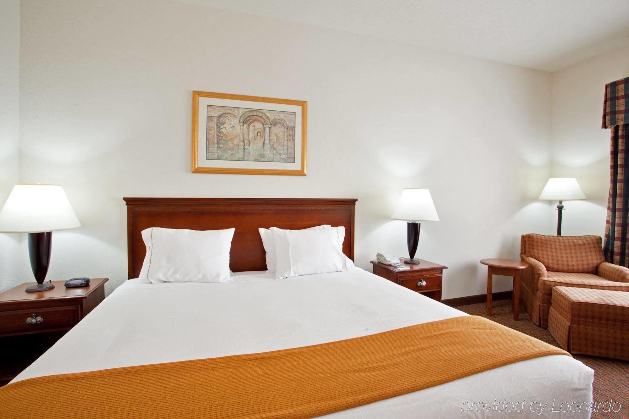 Holiday Inn Express Rochelle By Ihg Eksteriør bilde